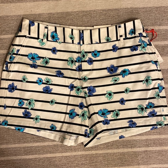 Striped Floral Shorts - Picture 1 of 4